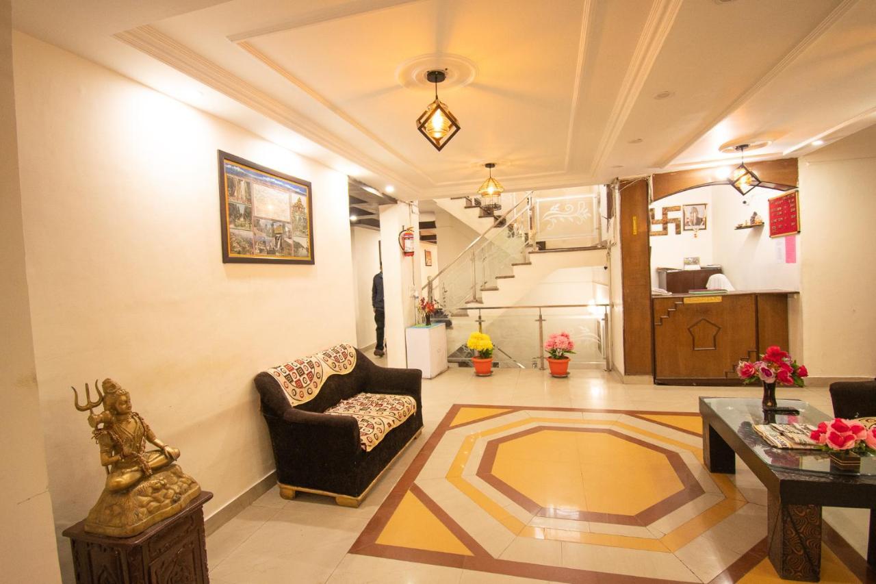 Riversun Hotel Mall Road Mussoorie Εξωτερικό φωτογραφία