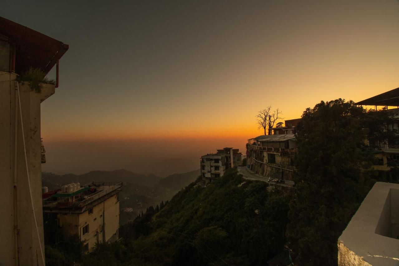 Riversun Hotel Mall Road Mussoorie Εξωτερικό φωτογραφία