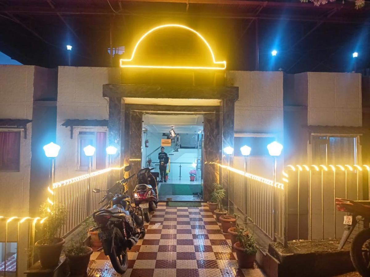 Riversun Hotel Mall Road Mussoorie Εξωτερικό φωτογραφία