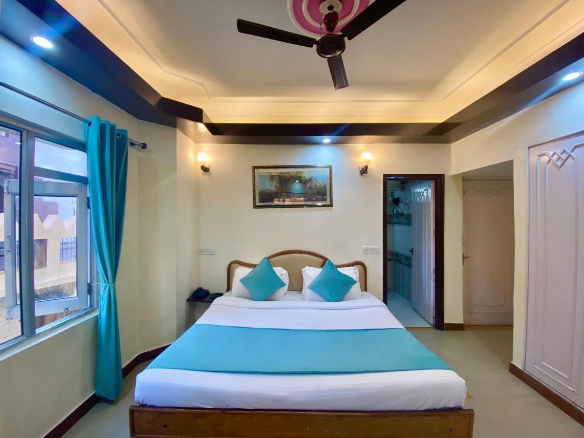 Riversun Hotel Mall Road Mussoorie Εξωτερικό φωτογραφία