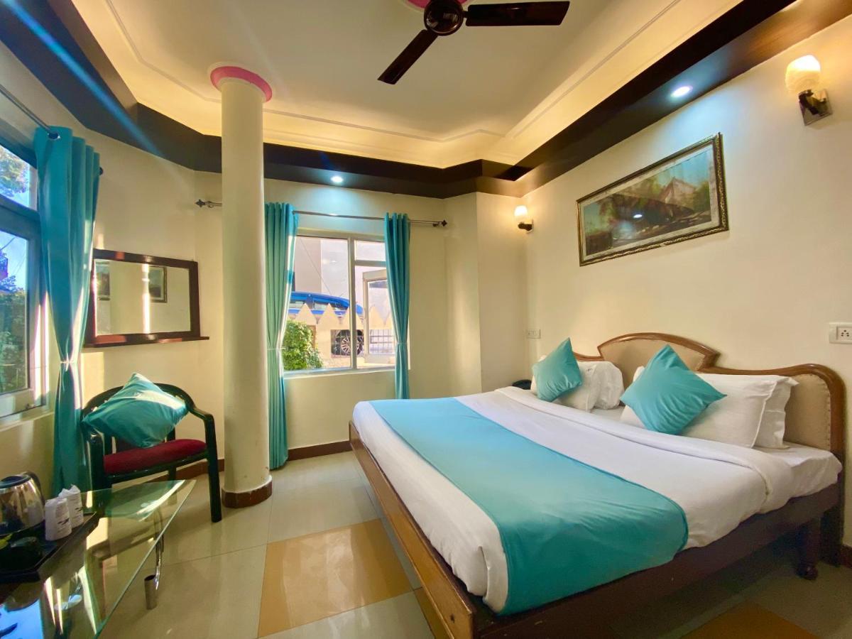 Riversun Hotel Mall Road Mussoorie Εξωτερικό φωτογραφία
