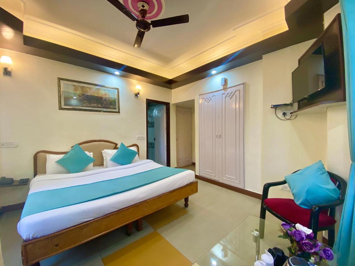 Riversun Hotel Mall Road Mussoorie Εξωτερικό φωτογραφία