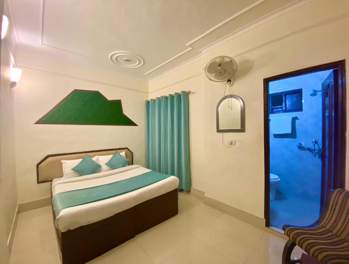 Riversun Hotel Mall Road Mussoorie Εξωτερικό φωτογραφία