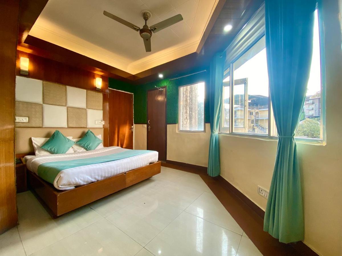 Riversun Hotel Mall Road Mussoorie Εξωτερικό φωτογραφία