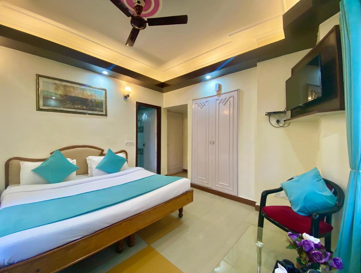 Riversun Hotel Mall Road Mussoorie Εξωτερικό φωτογραφία