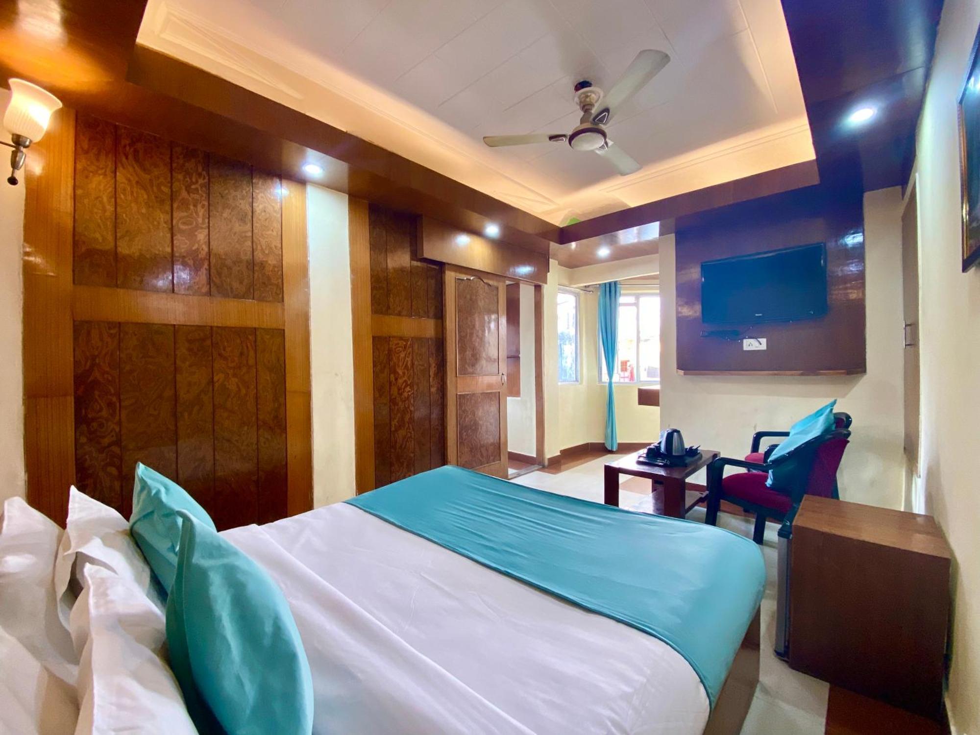 Riversun Hotel Mall Road Mussoorie Εξωτερικό φωτογραφία