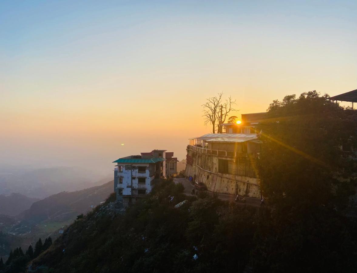 Riversun Hotel Mall Road Mussoorie Εξωτερικό φωτογραφία
