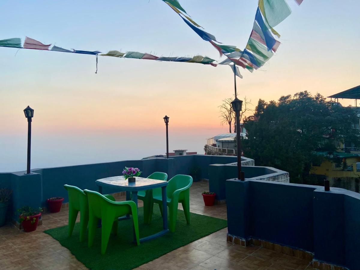 Riversun Hotel Mall Road Mussoorie Εξωτερικό φωτογραφία